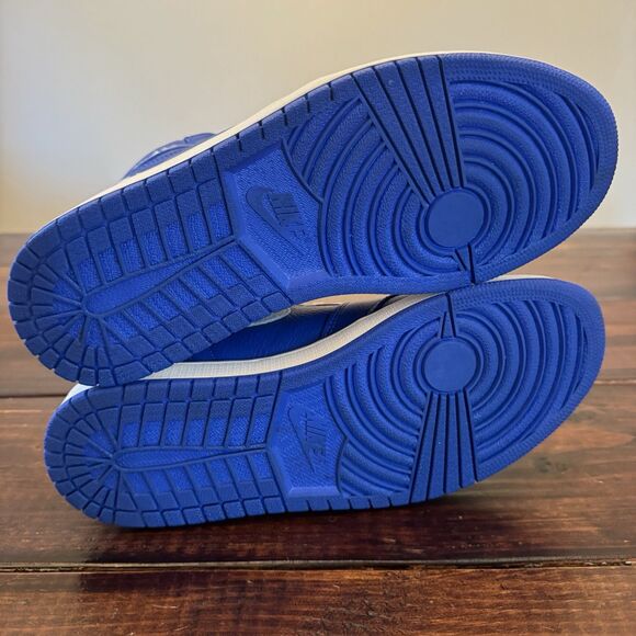 Air Jordan 1 Retro High Hyper Royal Shoes - Picture 9 of 11